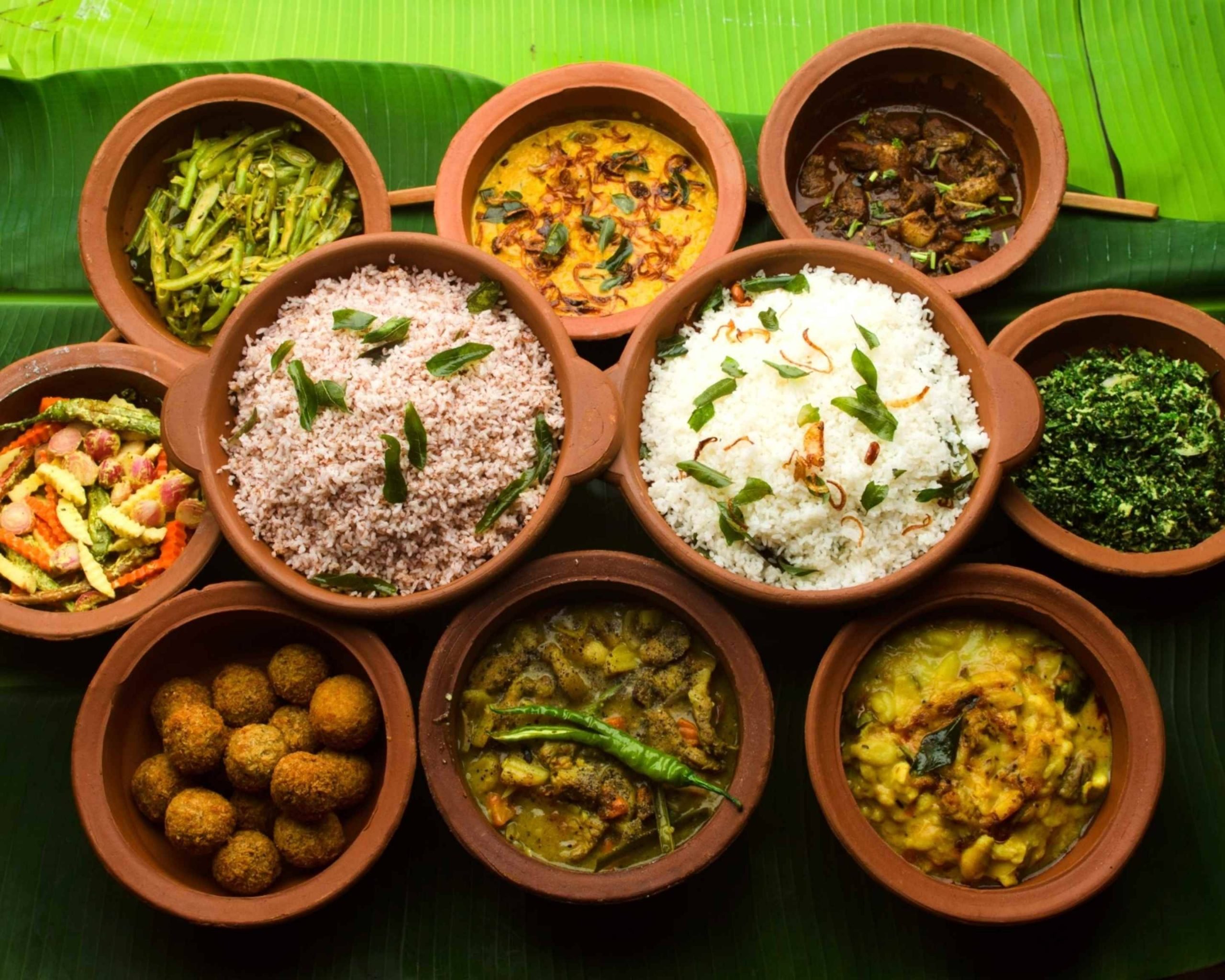The Ultimate Sri Lankan Food Guide: 15 Dishes You Must Try